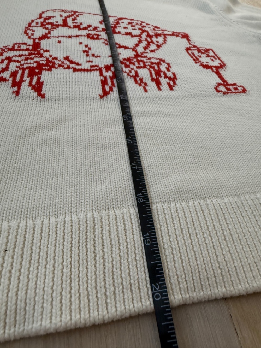 Abercrombie & Fitch Nantucket Crab Knit Tee - Picture 9 of 10